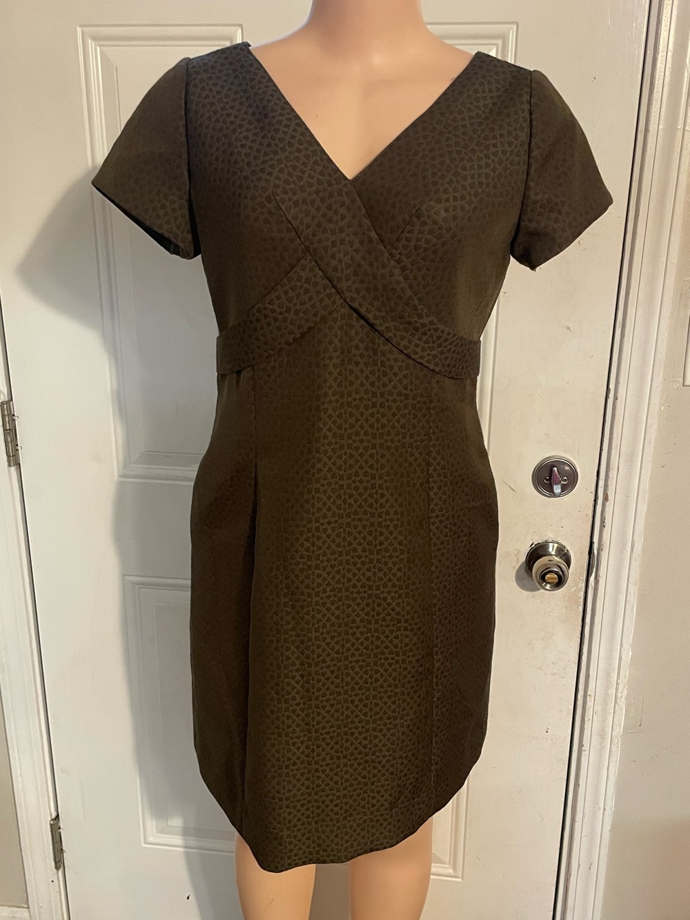Isabella Demarco - Tahari brown animal print criss cross vneck sheath dress 8